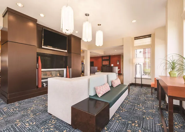 Hotel Hilton Garden 3*