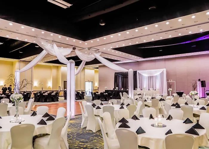 Hilton Garden Hotel 3*