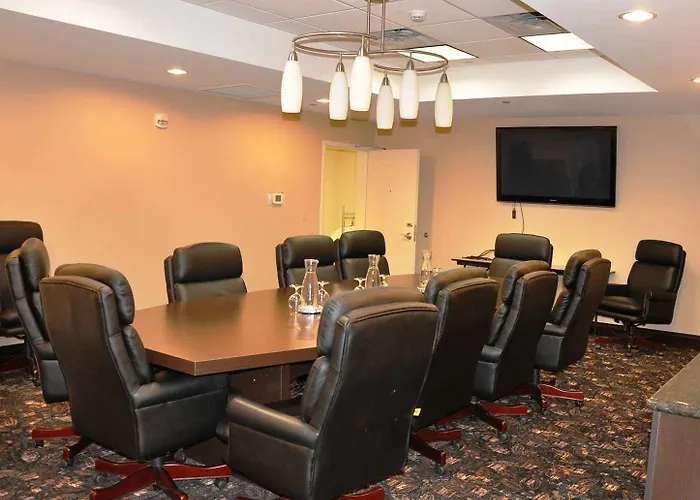 Hilton Garden 3*